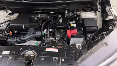 Used 2024 Maruti Suzuki XL6 Alpha AT Petrol Petrol Automatic engine ENGINE LEFT SIDE VIEW