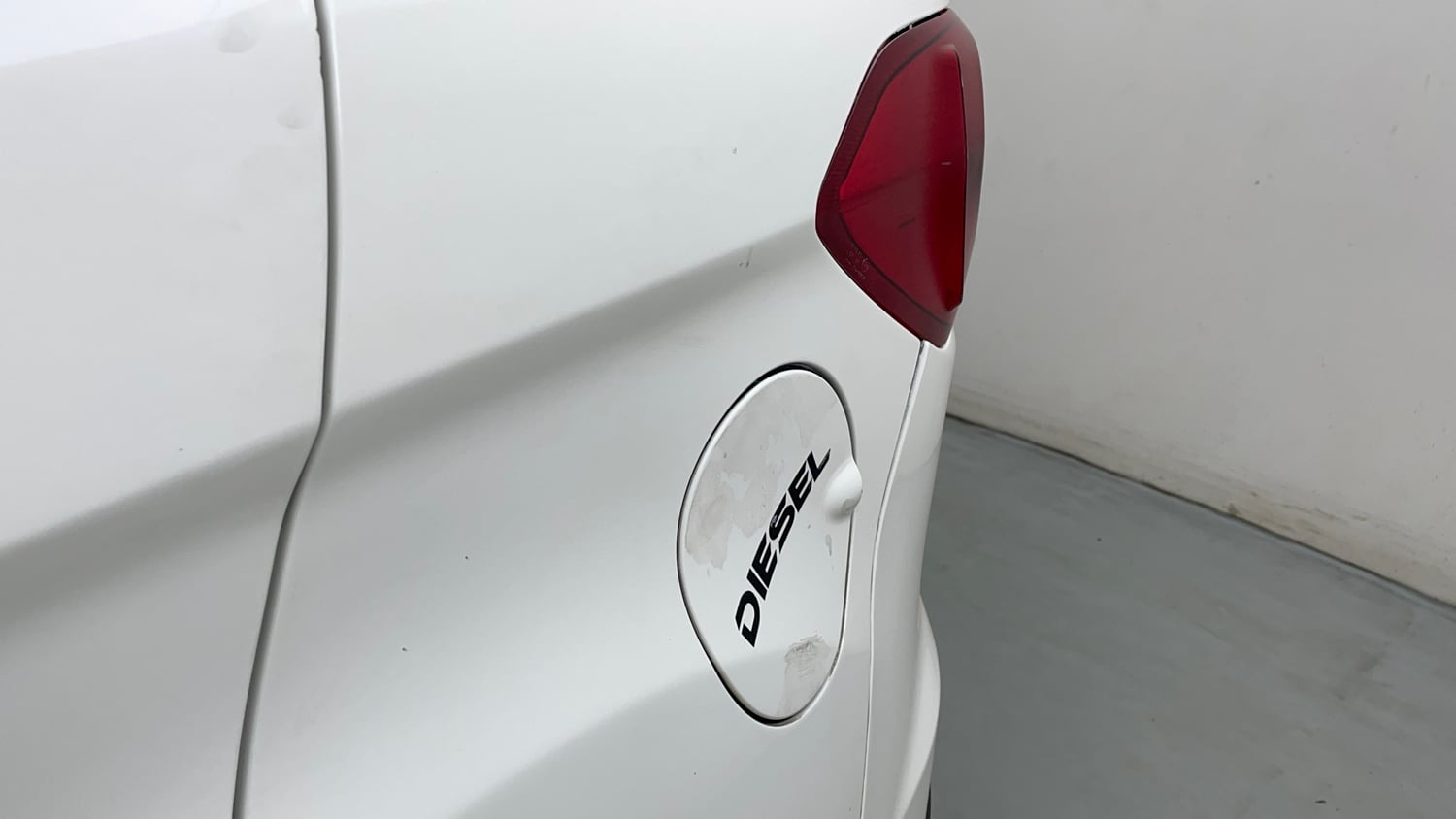 Used 2014 Ford EcoSport Trend 1.5 TDCi Diesel Manual dents MINOR SCRATCH