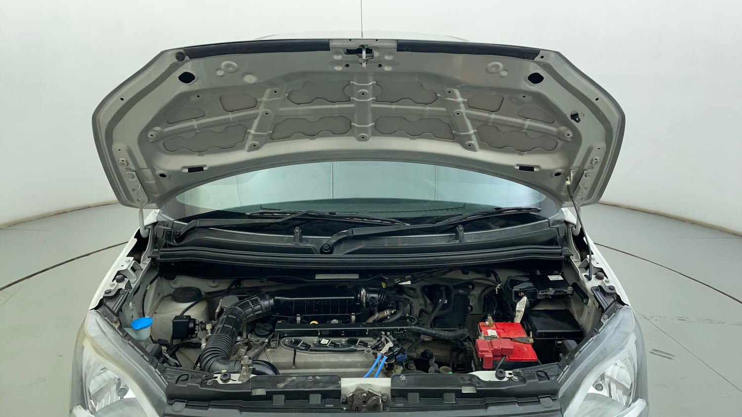 Used 2022 Maruti Suzuki Wagon R VXi (O) 1.2 Petrol Manual engine ENGINE & BONNET OPEN FRONT VIEW