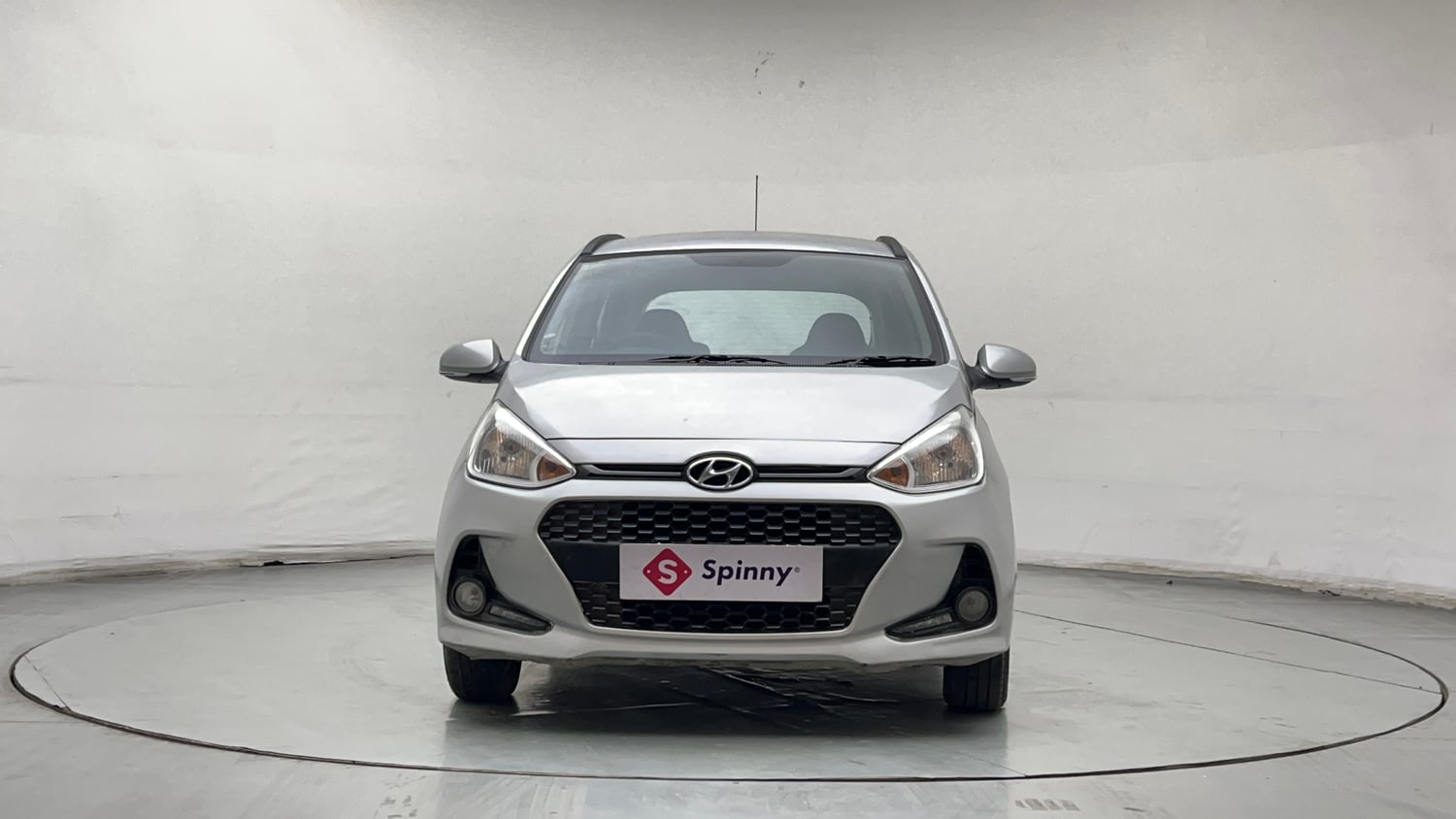 Used 2018 Hyundai Grand i10 Sportz (O) 1.2 Kappa VTVT Petrol Manual exterior FRONT VIEW