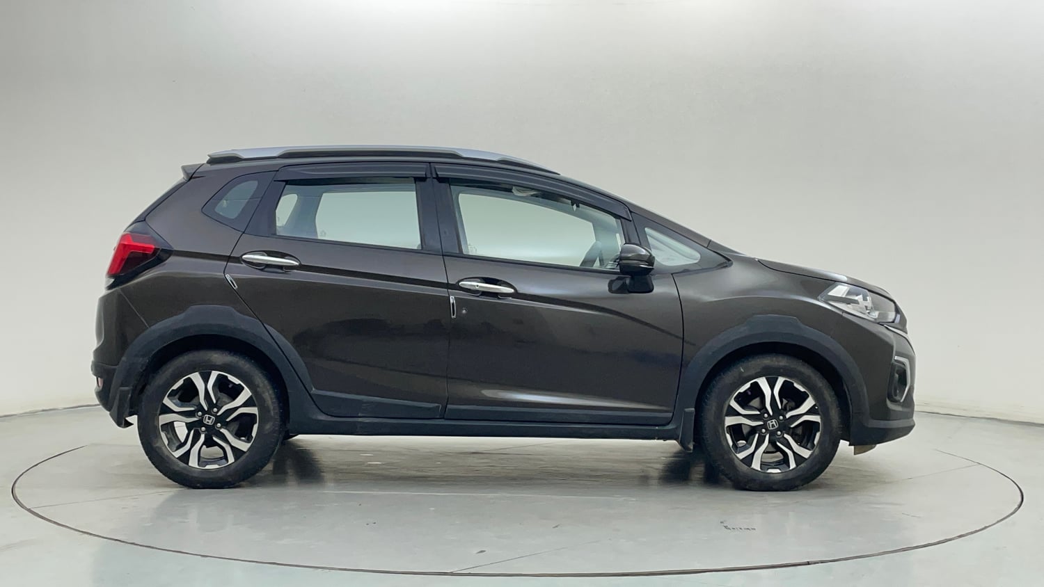 Used 2021 Honda WR-V VX MT Petrol Petrol Manual exterior RIGHT SIDE VIEW