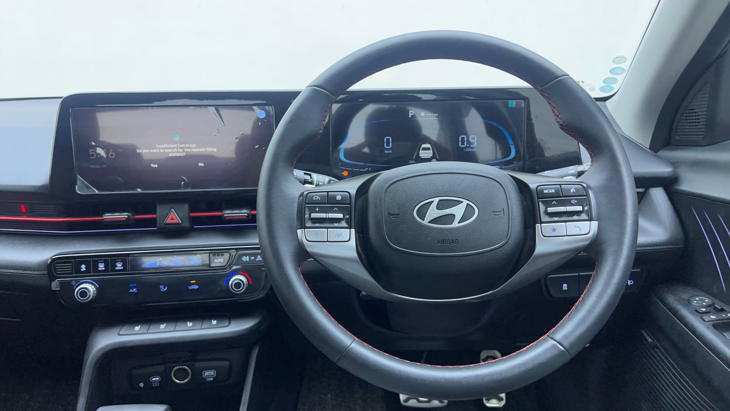 Used 2023 Hyundai Verna SX (O) 1.5 Turbo Petrol DCT Petrol Automatic interior STEERING VIEW