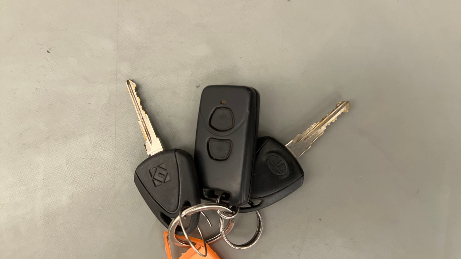 Used 2015 Tata Nano Twist XT Petrol Manual extra CAR KEY VIEW
