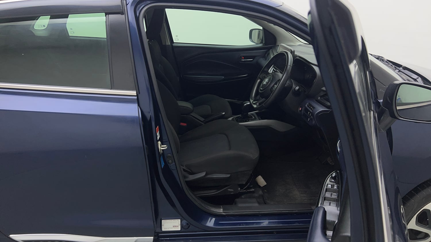 Used 2022 Maruti Suzuki Baleno Alpha AGS Petrol Automatic interior RIGHT SIDE FRONT DOOR CABIN VIEW