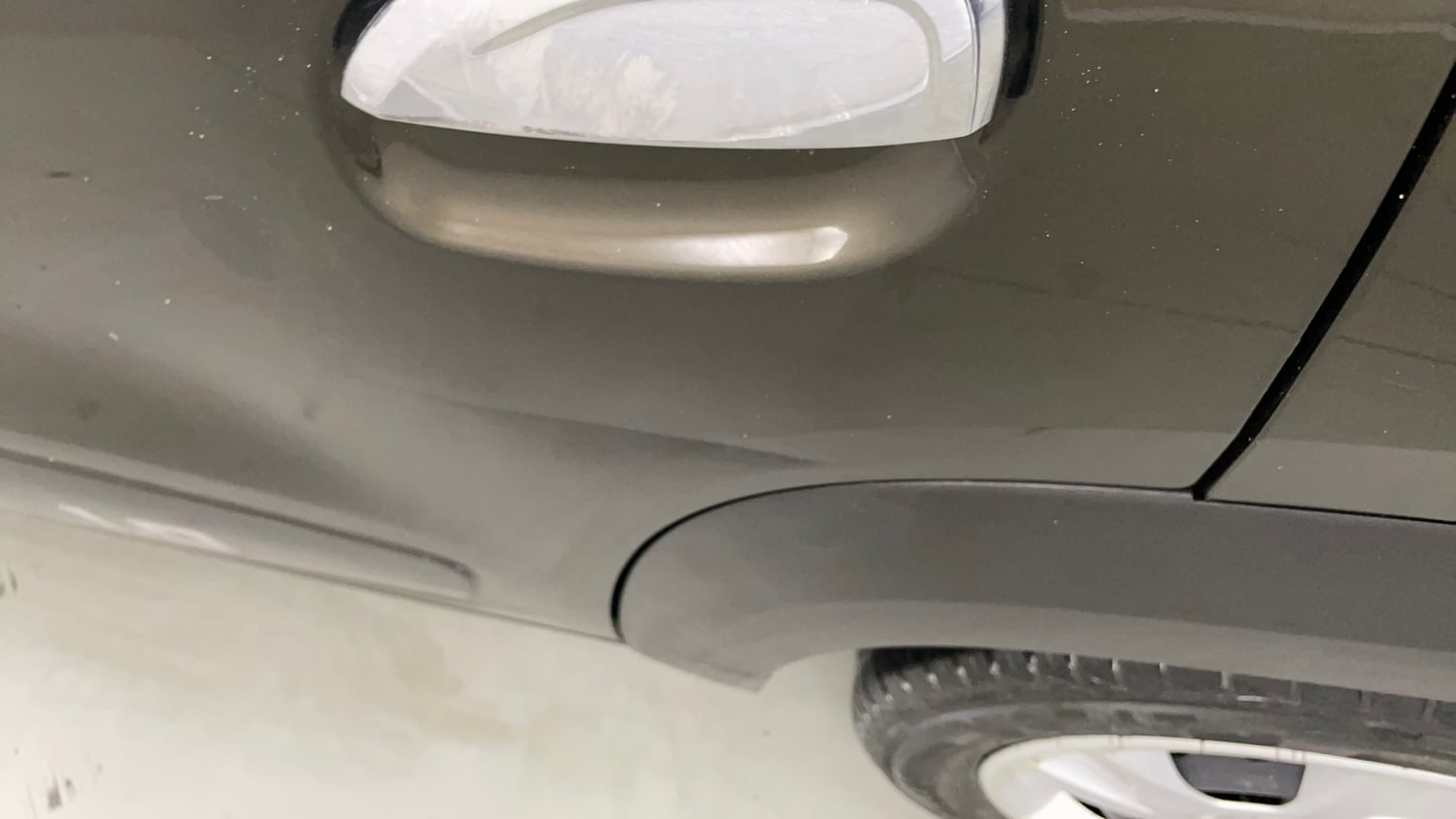 Used 2023 Renault Kwid RXT 1.0 Petrol Manual dents MINOR SCRATCH