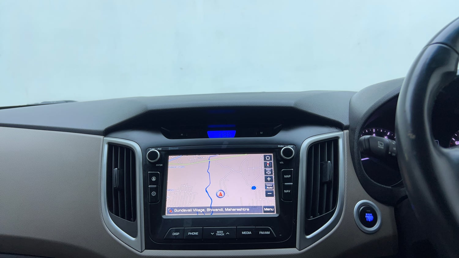 Used 2017 Hyundai Creta 1.6 SX Plus AT Petrol Petrol Automatic top_features Touch screen infotainment system