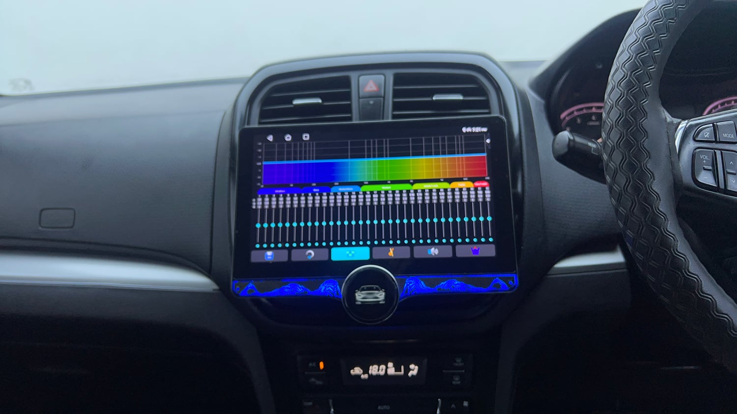 Used 2021 Maruti Suzuki Vitara Brezza ZXi AT SHVS Petrol Automatic top_features Touch screen infotainment system