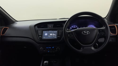 Used 2017 Hyundai Elite i20 Asta 1.2 Dual Tone Petrol Manual interior DASHBOARD VIEW
