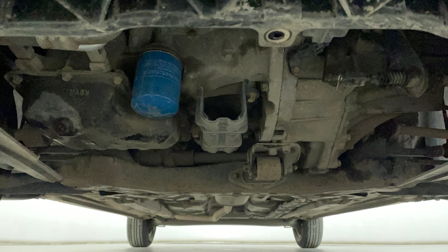 Used 2015 Hyundai Grand i10 Sportz 1.2 Kappa VTVT Petrol Manual extra FRONT LEFT UNDERBODY VIEW