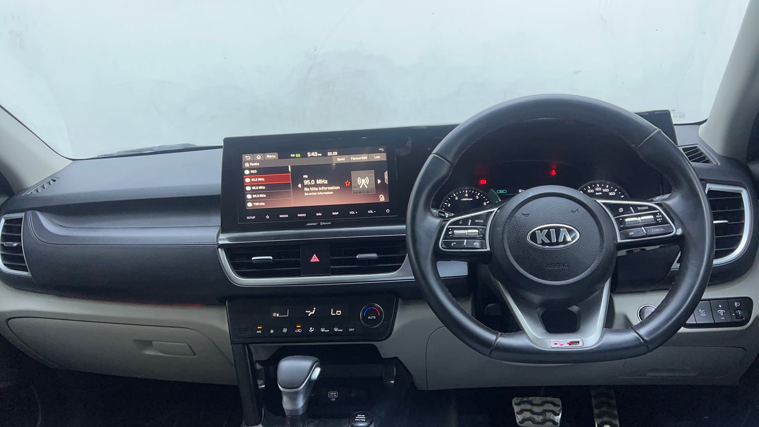 Used 2020 kia Seltos GTX Plus DCT 1.4 Petrol Automatic interior DASHBOARD VIEW