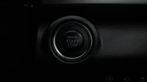 Used 2024 Maruti Suzuki XL6 Alpha AT Petrol Petrol Automatic top_features Keyless start