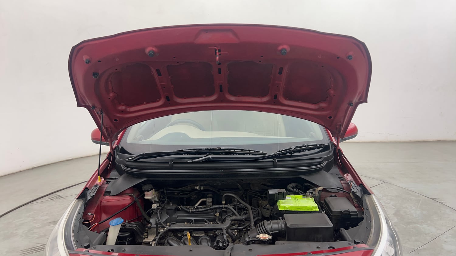 Used 2019 Hyundai Elite i20 Magna Plus 1.2 Petrol Manual engine ENGINE & BONNET OPEN FRONT VIEW