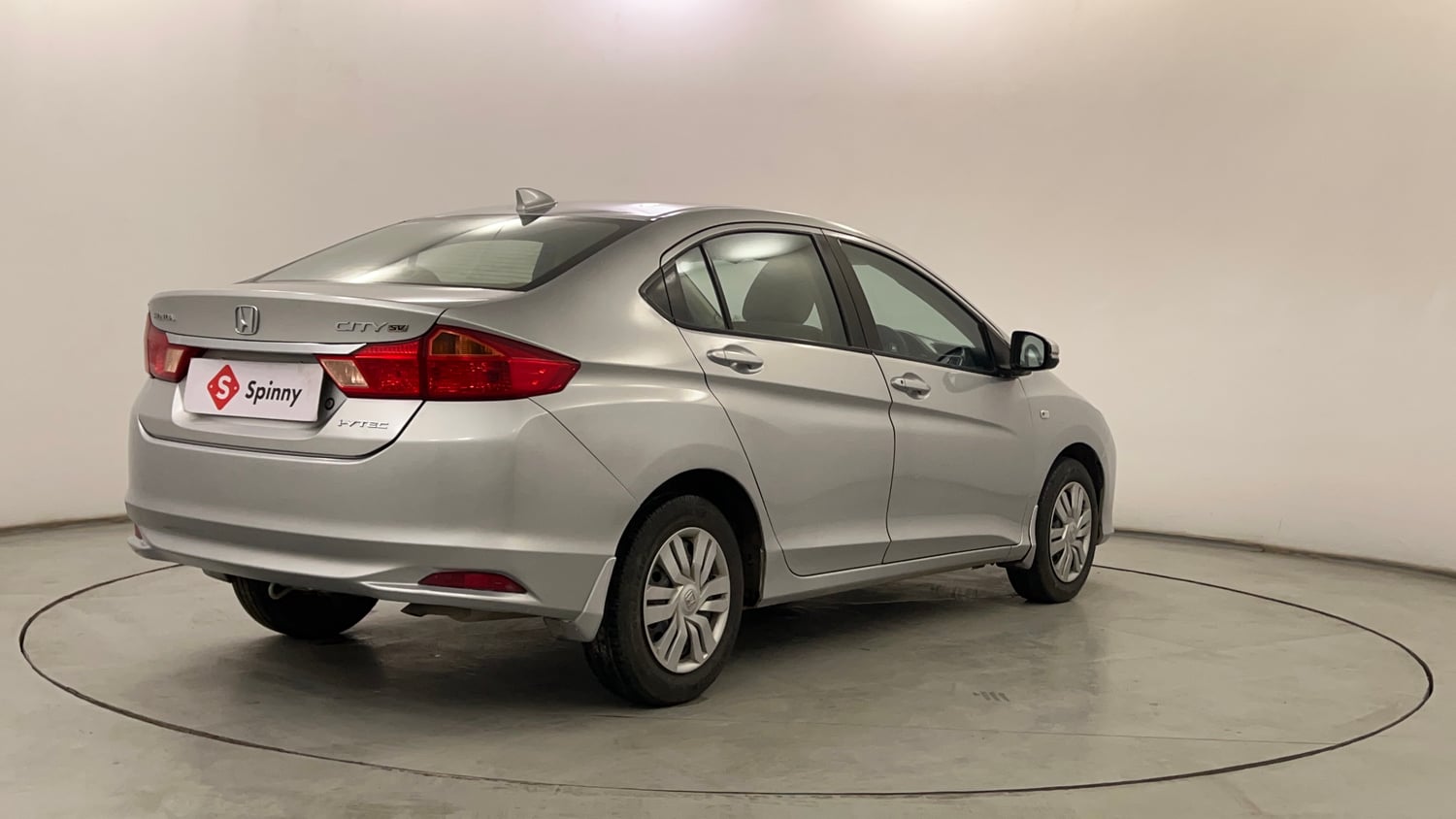 Used 2014 Honda City SV Petrol Manual exterior RIGHT REAR CORNER VIEW