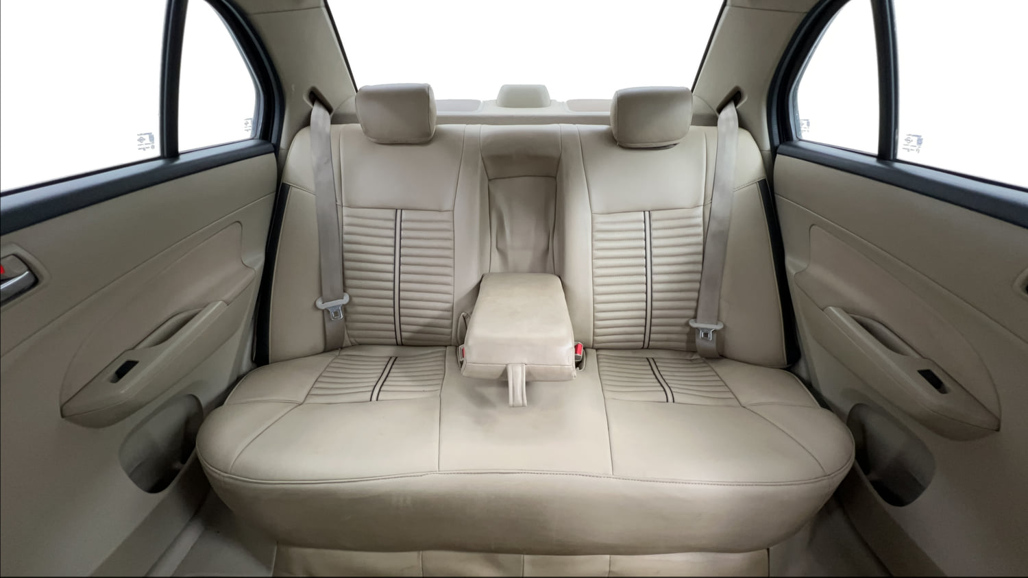 Used 2016 Maruti Suzuki Swift Dzire VXI Petrol Manual interior REAR SEAT CONDITION VIEW