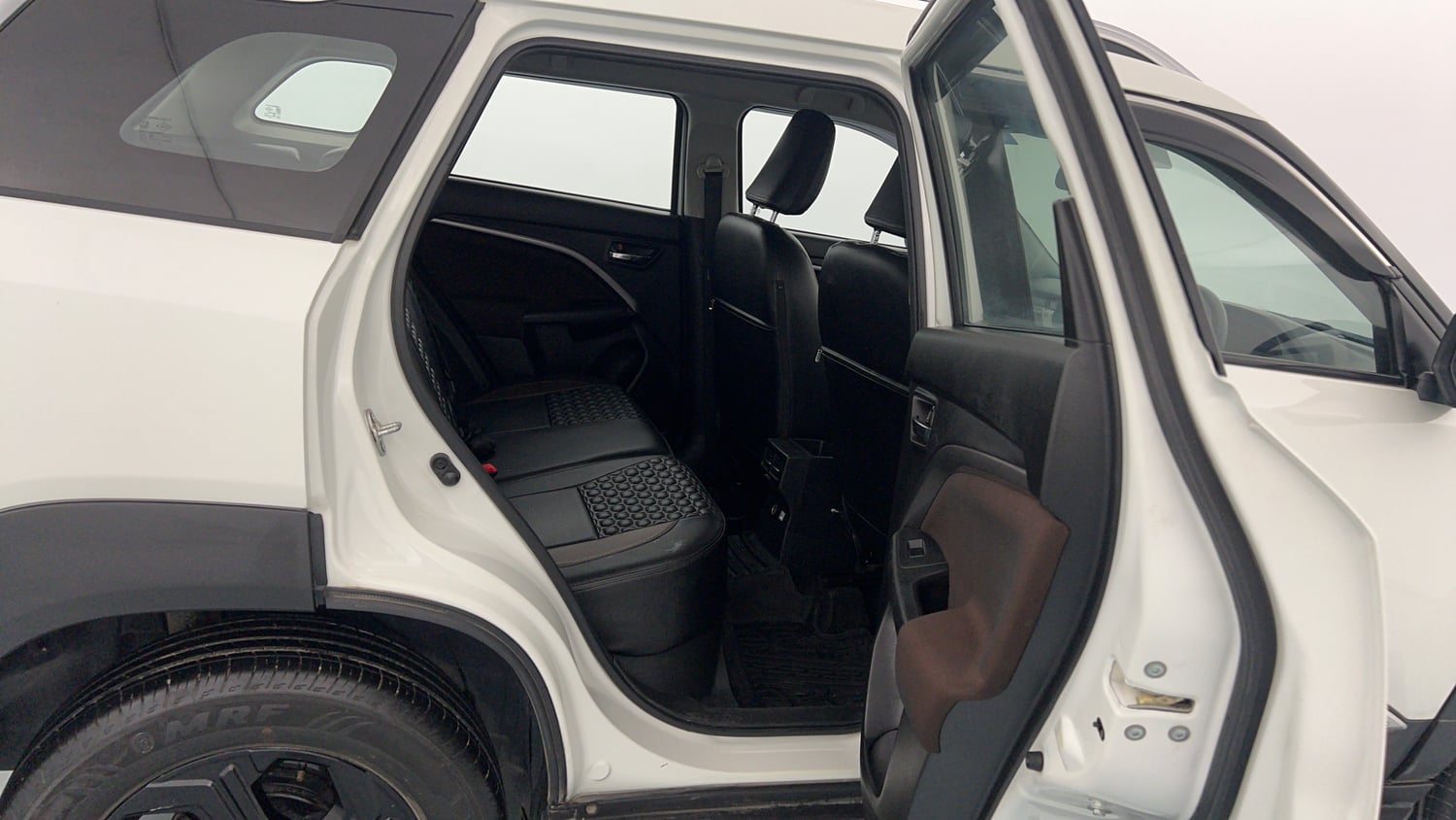 Used 2023 Maruti Suzuki Brezza ZXi Petrol Manual interior RIGHT SIDE REAR DOOR CABIN VIEW