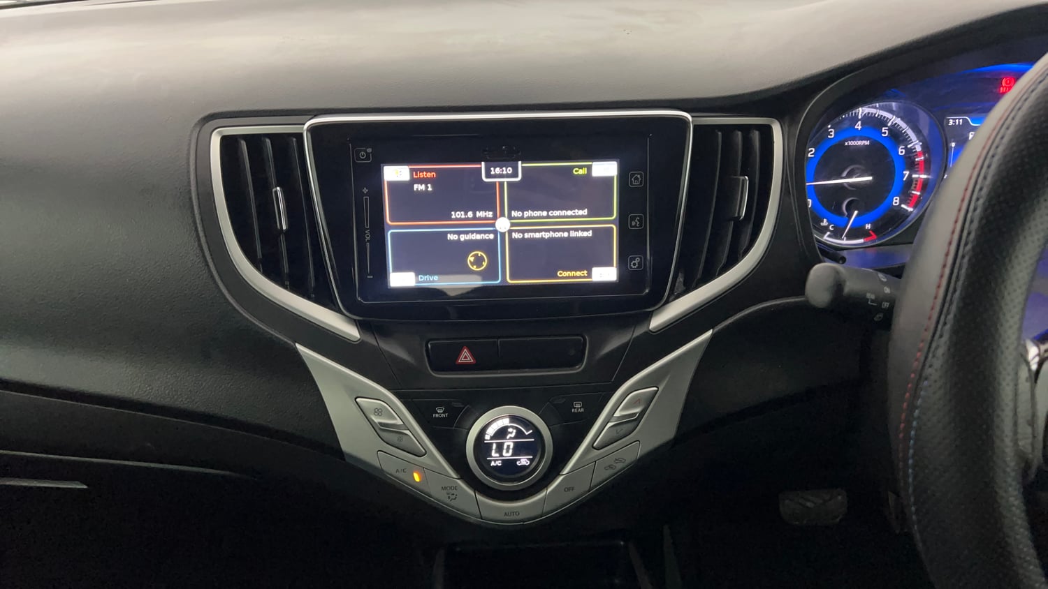 Used 2018 Maruti Suzuki Baleno Alpha 1.2 AT Petrol Automatic interior MUSIC SYSTEM & AC CONTROL VIEW