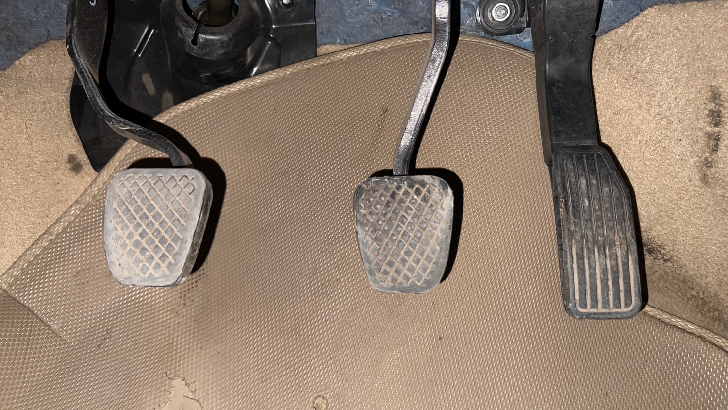 Used 2014 Honda City SV Petrol Manual interior PEDALS VIEW