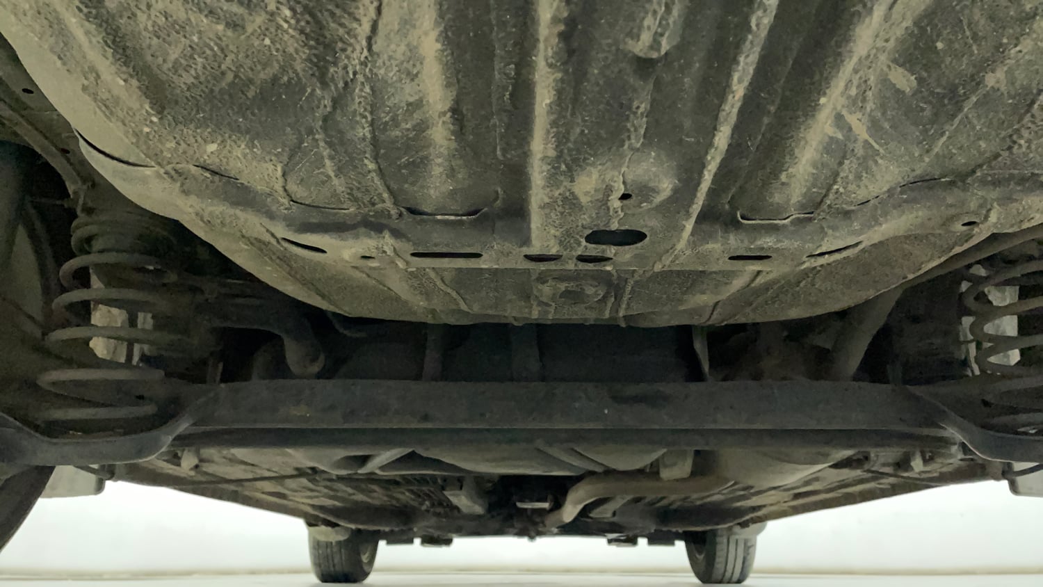Used 2023 Honda Amaze VX MT 1.2 Petrol Petrol Manual extra REAR UNDERBODY VIEW (TAKEN FROM REAR)