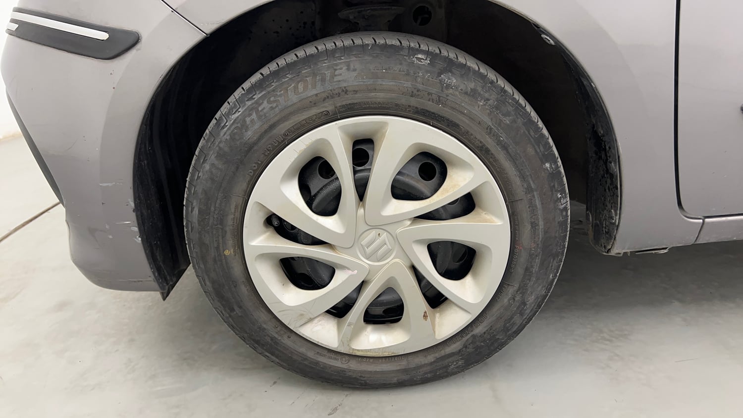 Used 2023 Maruti Suzuki Celerio VXi CNG Cng Manual tyres LEFT FRONT TYRE RIM VIEW