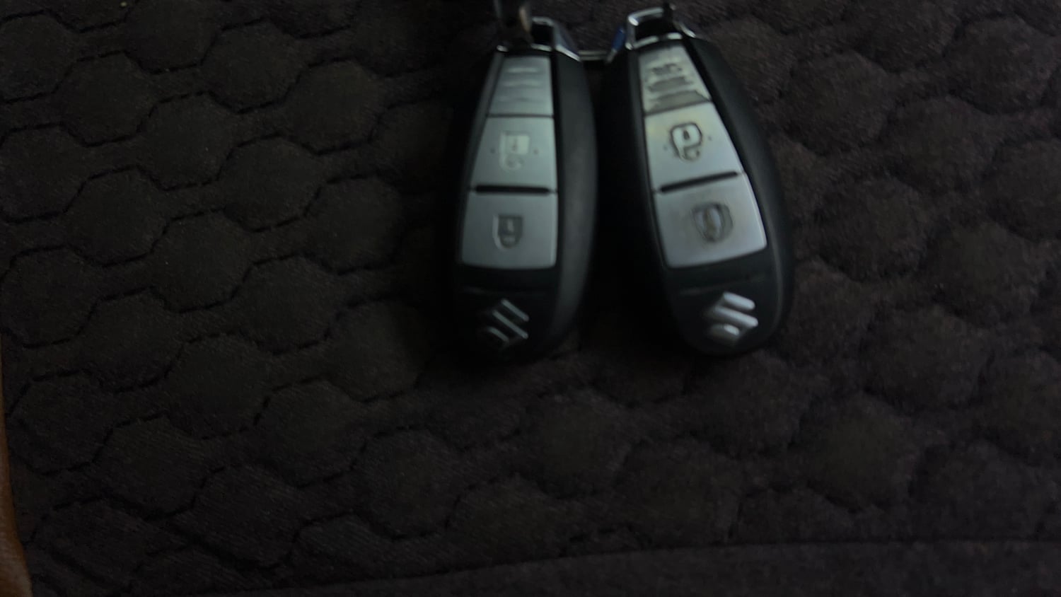 Used 2016 Maruti Suzuki Baleno Zeta 1.2 Petrol Manual extra CAR KEY VIEW