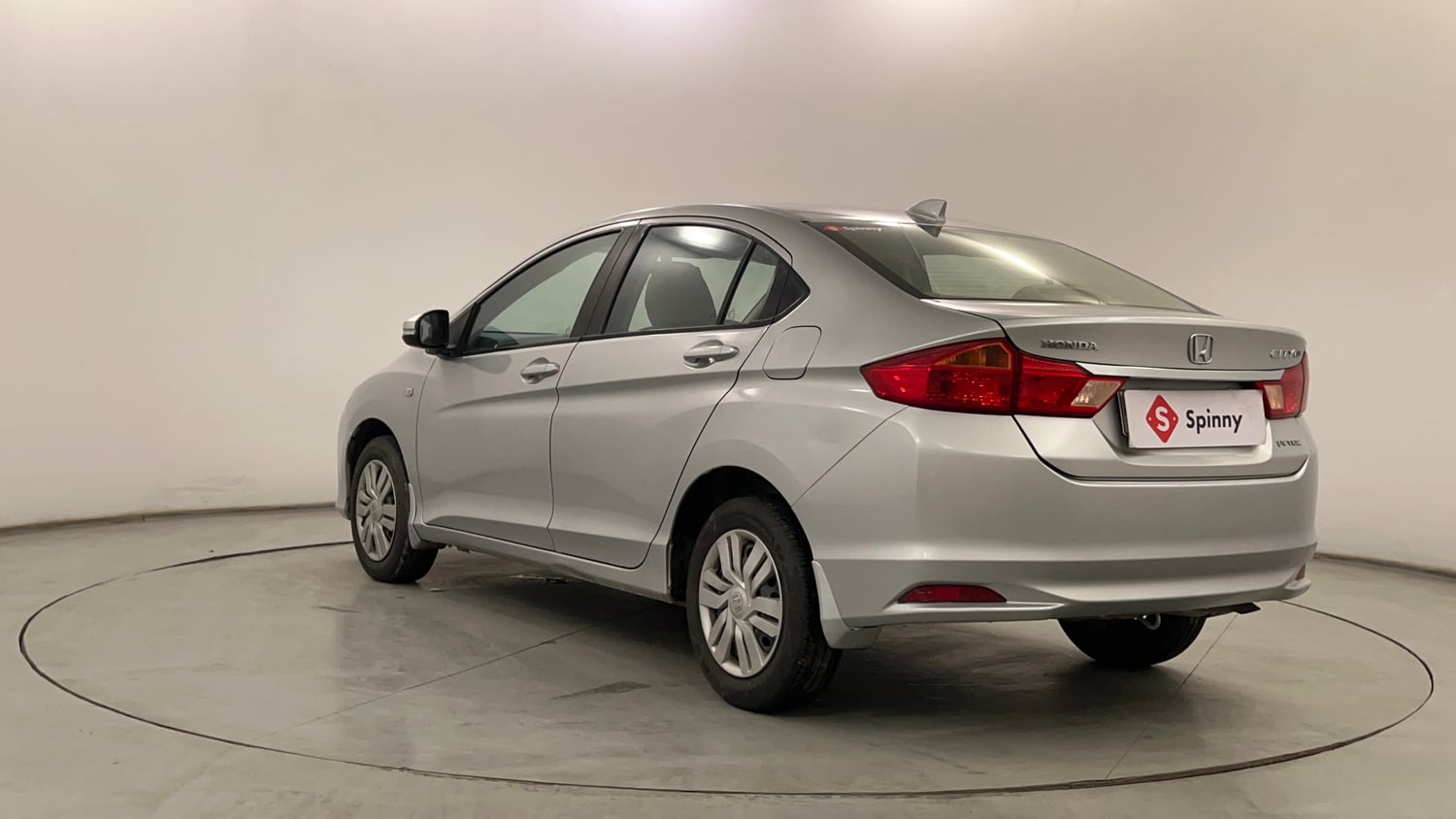Used 2014 Honda City SV Petrol Manual exterior LEFT REAR CORNER VIEW