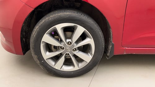 Used 2017 Hyundai Elite i20 Asta 1.2 Dual Tone Petrol Manual tyres LEFT FRONT TYRE RIM VIEW