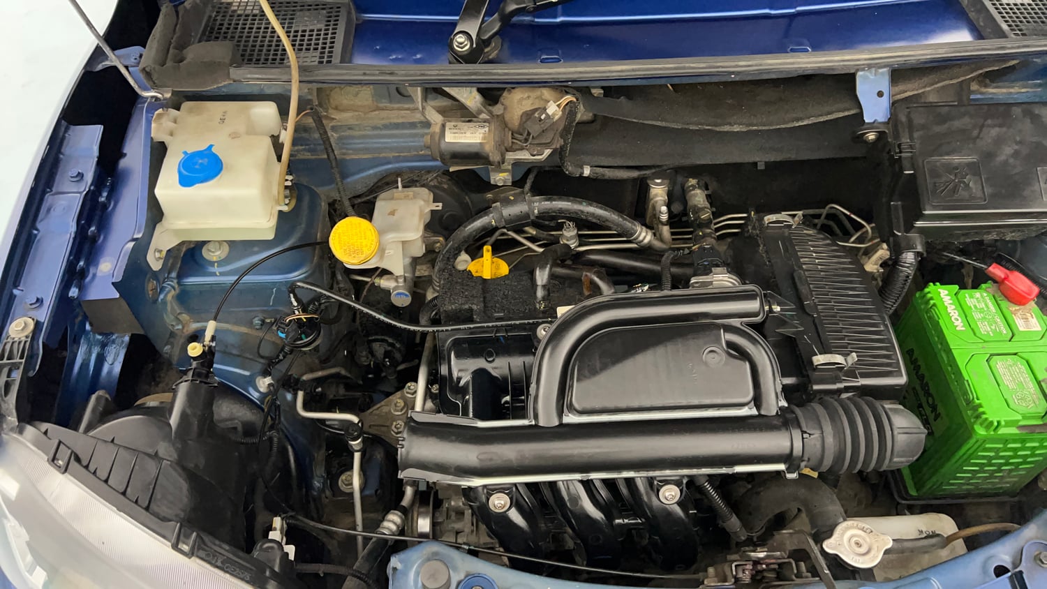 Used 2019 Renault Kwid CLIMBER 1.0 Petrol Manual engine ENGINE RIGHT SIDE VIEW
