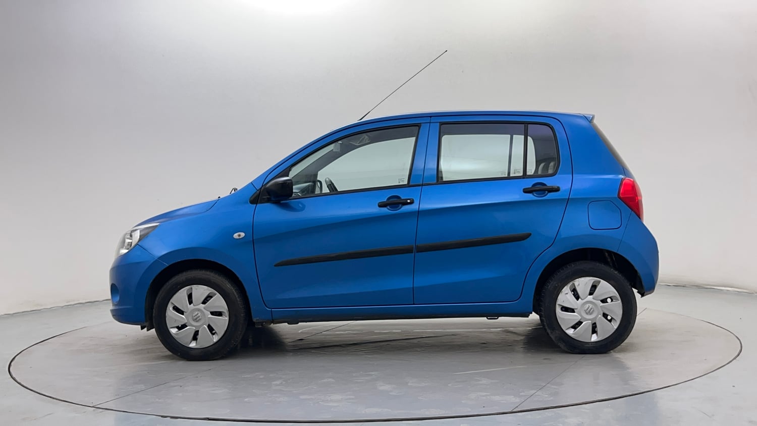 Used 2015 Maruti Suzuki Celerio VXi AMT Petrol Automatic exterior LEFT SIDE VIEW