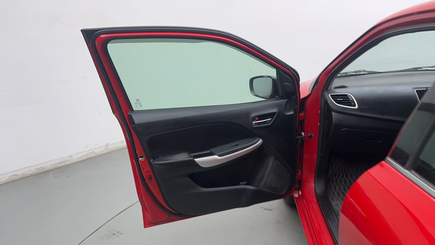 Used 2016 Maruti Suzuki Baleno Zeta 1.2 Petrol Manual interior LEFT FRONT DOOR OPEN VIEW