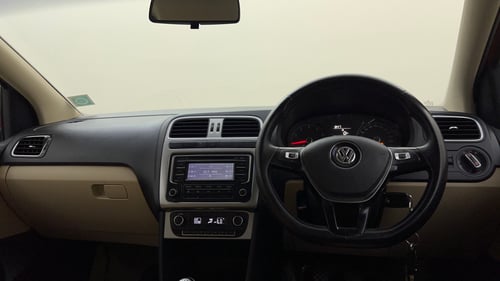 Used 2014 Volkswagen Polo Highline1.2L (P) Petrol Manual interior DASHBOARD VIEW
