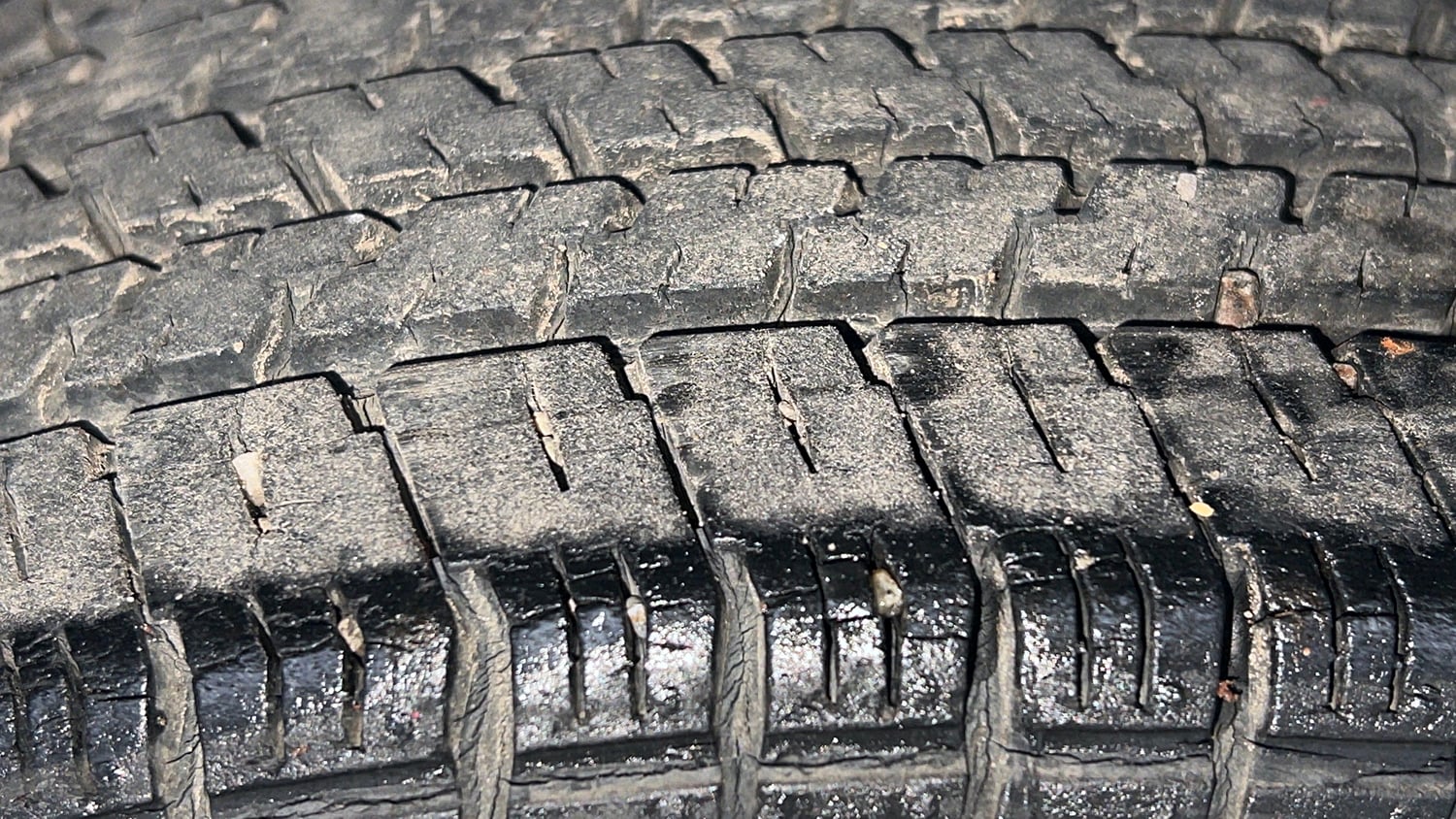 Used 2014 Maruti Suzuki Alto K10 VXi Petrol Manual tyres RIGHT REAR TYRE TREAD VIEW