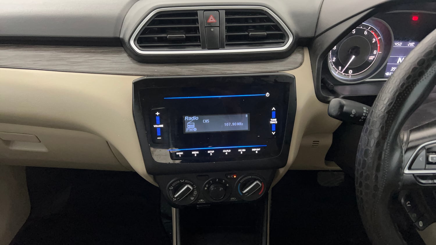 Used 2022 Maruti Suzuki Dzire VXi AGS Petrol Automatic interior MUSIC SYSTEM & AC CONTROL VIEW