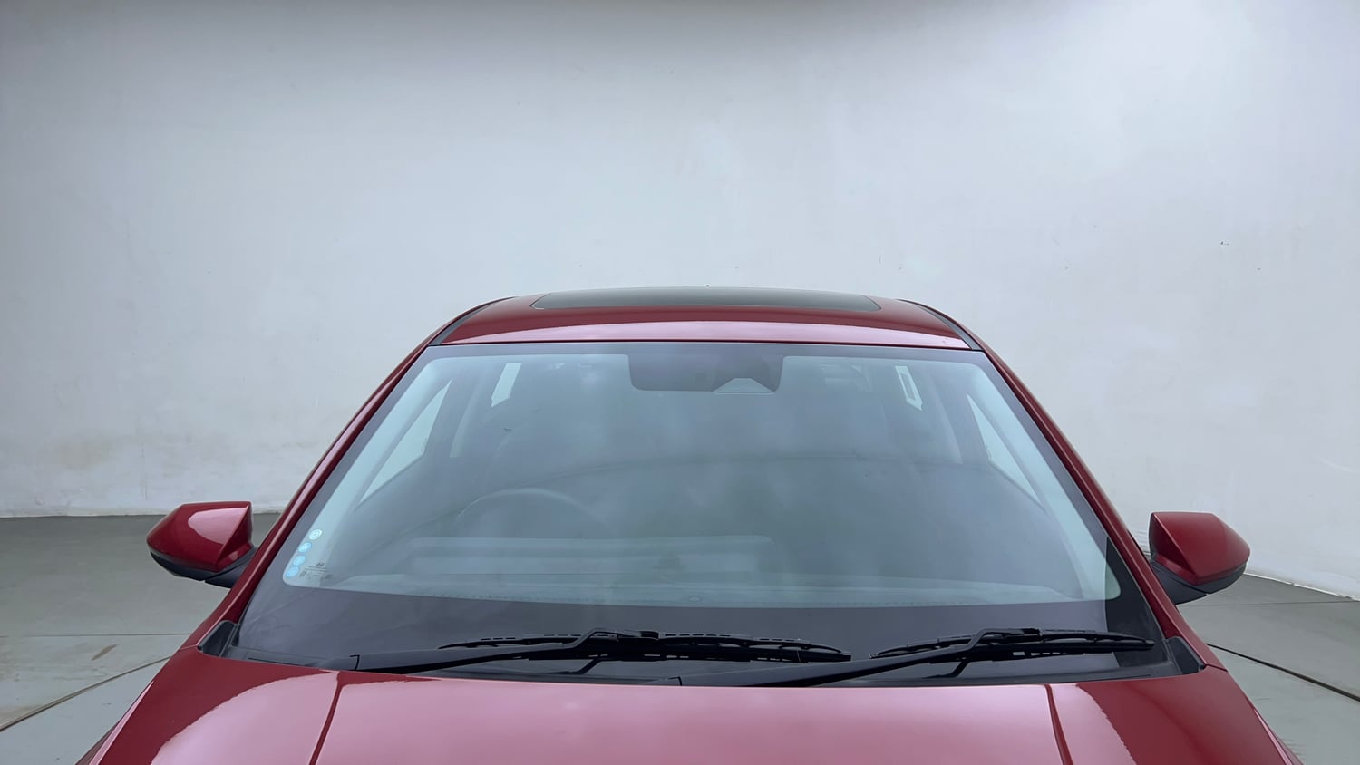 Used 2023 Hyundai Verna SX (O) 1.5 Turbo Petrol DCT Petrol Automatic exterior FRONT WINDSHIELD VIEW