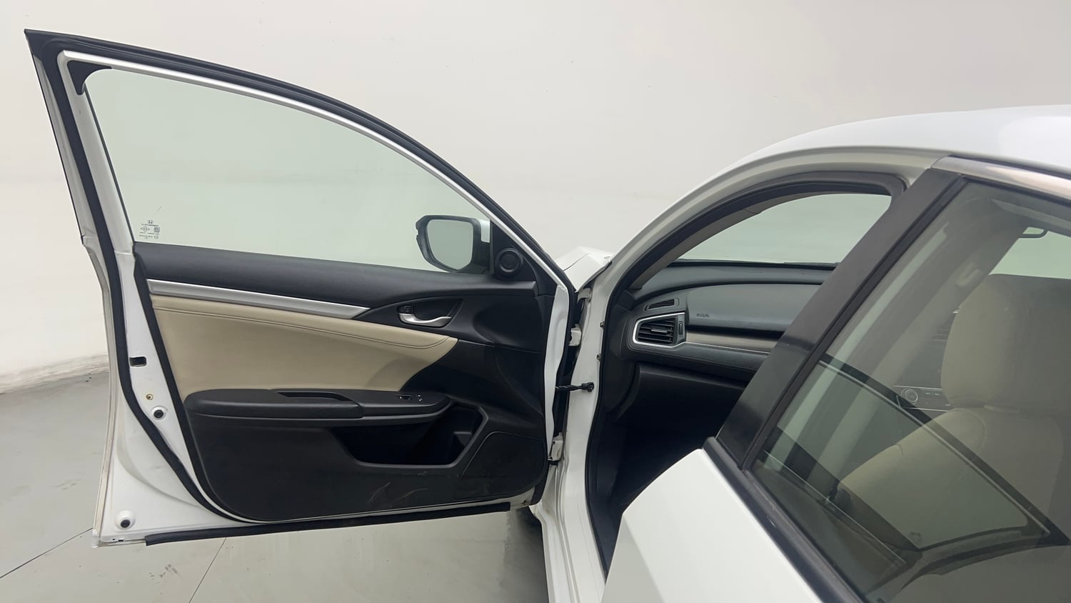 Used 2019 Honda Civic ZX CVT Petrol Petrol Automatic interior LEFT FRONT DOOR OPEN VIEW