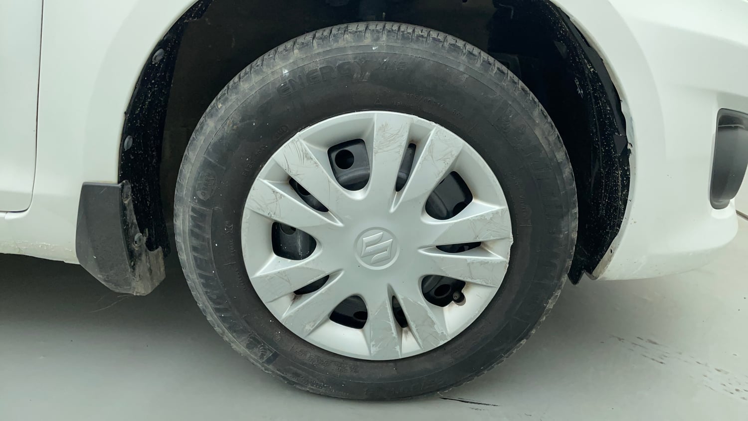 Used 2012 Maruti Suzuki Swift Dzire VXI Petrol Manual tyres RIGHT FRONT TYRE RIM VIEW