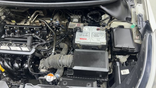 Used 2020 Hyundai Elite i20 Sportz Plus 1.2 Petrol Manual engine ENGINE LEFT SIDE VIEW