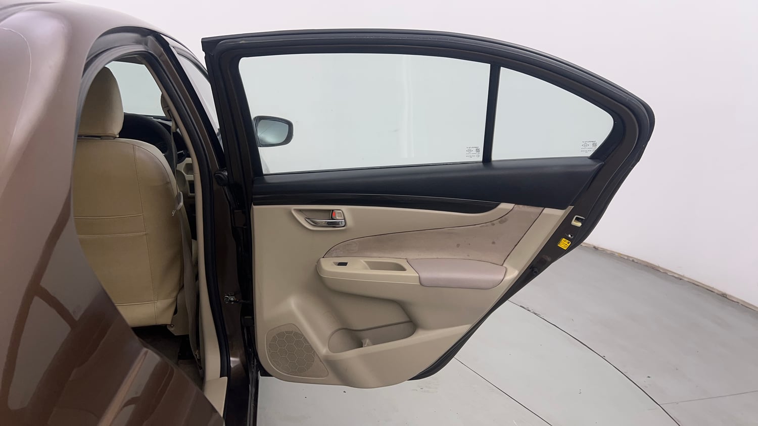 Used 2015 Maruti Suzuki Ciaz VXi+ AT Petrol Automatic interior RIGHT REAR DOOR OPEN VIEW