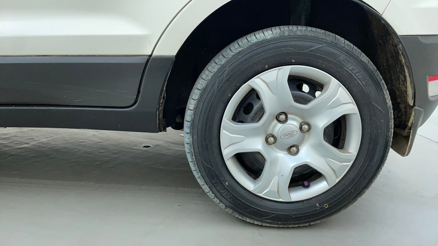 Used 2014 Ford EcoSport Trend 1.5 TDCi Diesel Manual tyres LEFT REAR TYRE RIM VIEW