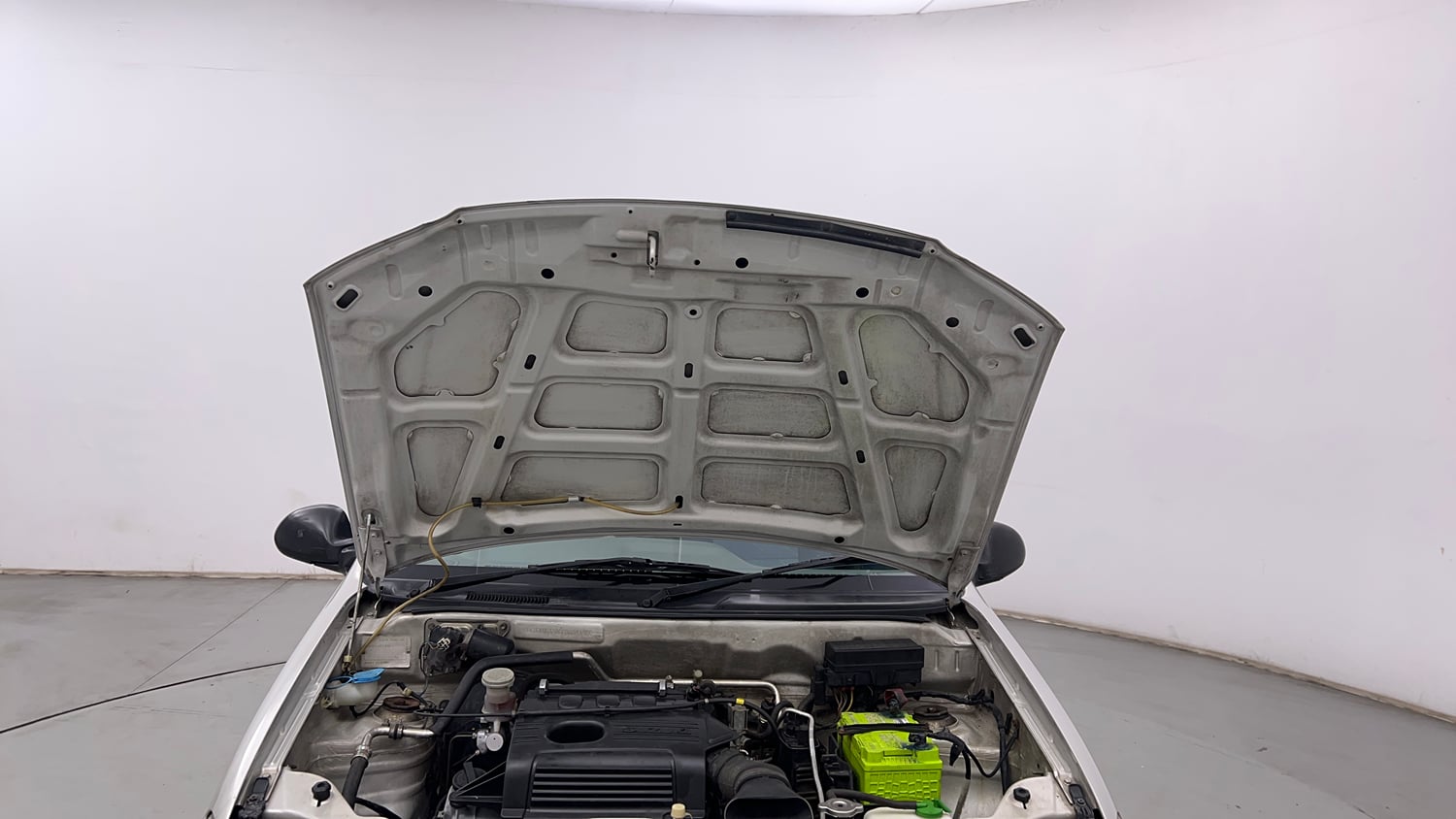 Used 2014 Maruti Suzuki Alto K10 VXi Petrol Manual engine ENGINE & BONNET OPEN FRONT VIEW
