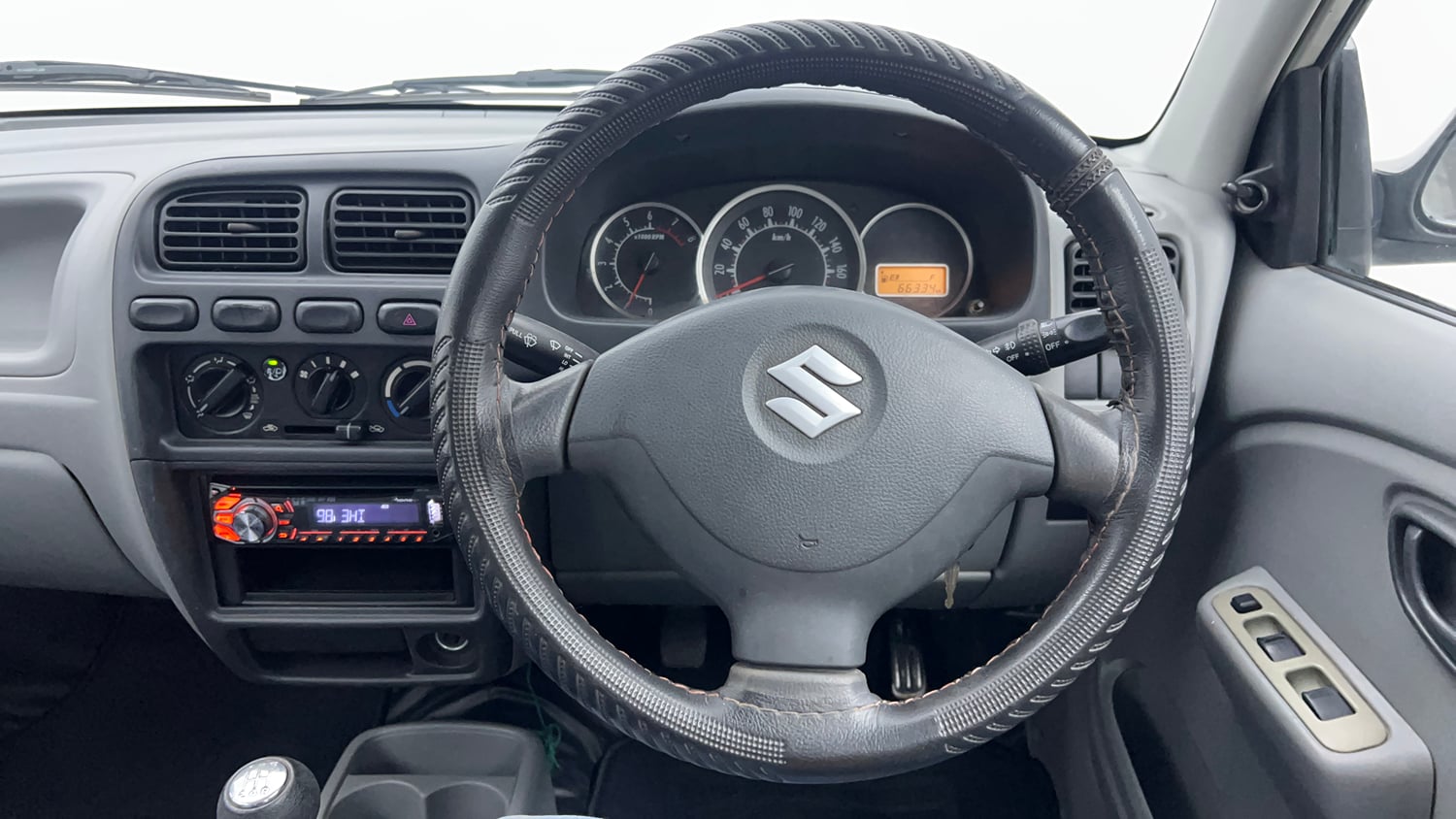 Used 2014 Maruti Suzuki Alto K10 VXi Petrol Manual interior STEERING VIEW