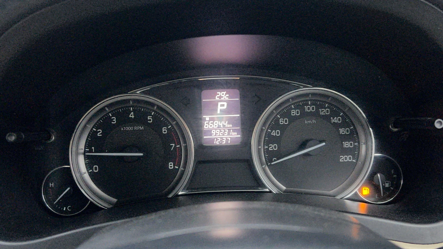 Used 2015 Maruti Suzuki Ciaz VXi+ AT Petrol Automatic interior CLUSTERMETER VIEW
