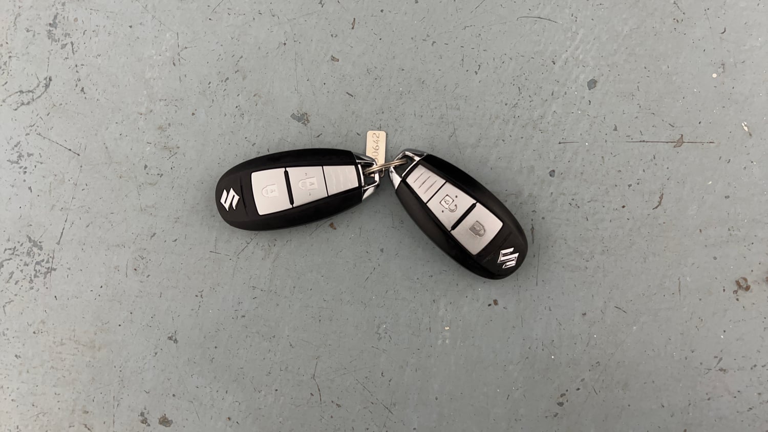 Used 2018 Maruti Suzuki Baleno Alpha 1.2 AT Petrol Automatic extra CAR KEY VIEW