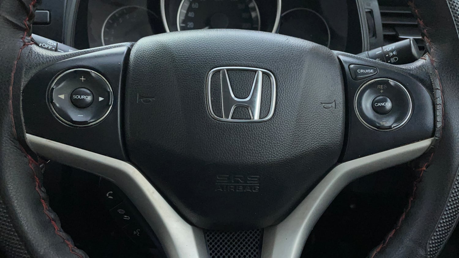 Used 2021 Honda WR-V VX MT Petrol Petrol Manual top_features Airbags