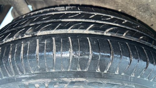 Used 2015 Maruti Suzuki Wagon R VXI Petrol Manual tyres RIGHT REAR TYRE TREAD VIEW