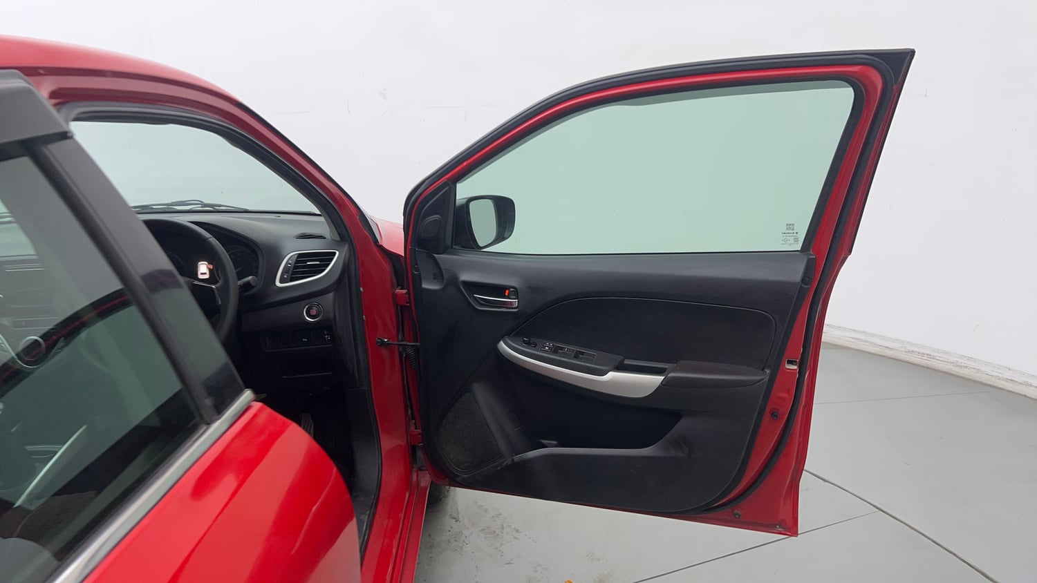 Used 2016 Maruti Suzuki Baleno Zeta 1.2 Petrol Manual interior RIGHT FRONT DOOR OPEN VIEW