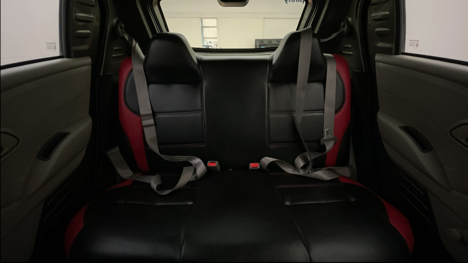 Used 2016 Datsun Redi-GO T (O) Petrol Manual interior REAR SEAT CONDITION VIEW