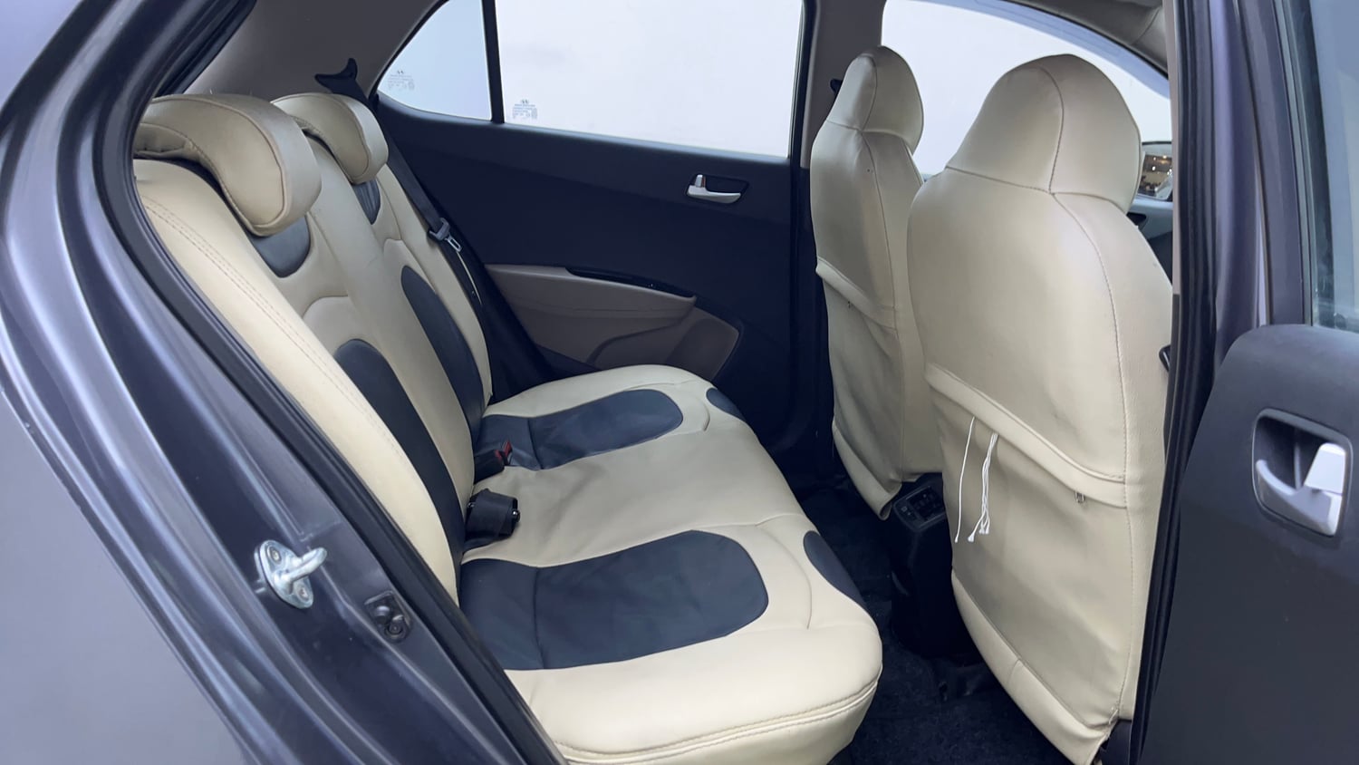 Used 2018 Hyundai Grand i10 Asta 1.2 Kappa VTVT Petrol Manual interior RIGHT SIDE REAR DOOR CABIN VIEW