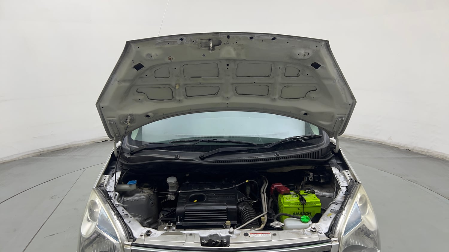 Used 2015 Maruti Suzuki Wagon R VXI Petrol Manual engine ENGINE & BONNET OPEN FRONT VIEW