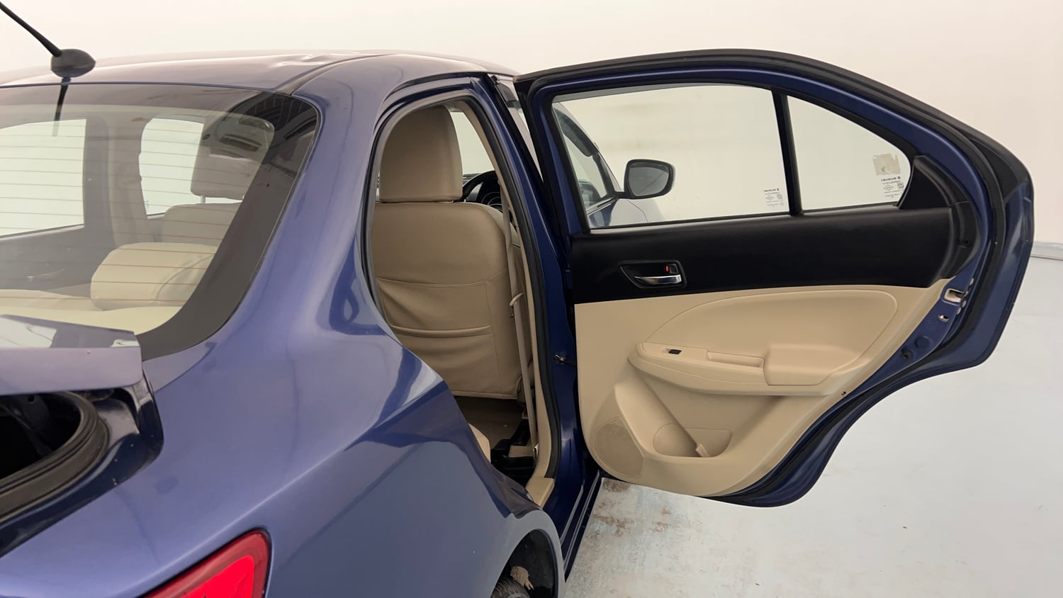 Used 2018 Maruti Suzuki Dzire ZXi Plus Petrol Manual interior RIGHT REAR DOOR OPEN VIEW