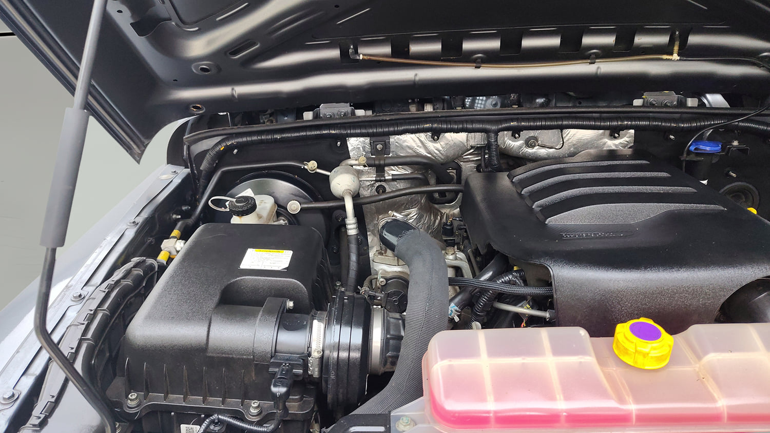 Used 2020 mahindra Thar LX Hard Top Petrol AT 4WD Petrol Automatic engine ENGINE RIGHT SIDE VIEW